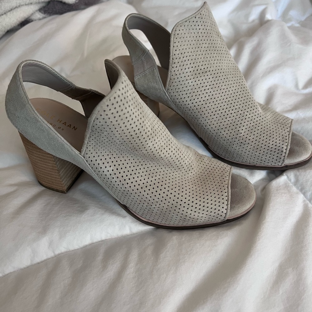 Cole Haan Women's Gray Peep-Toe Heels